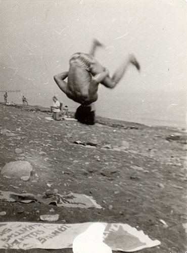  Загораю на пляже в Крыму, 1987 г.